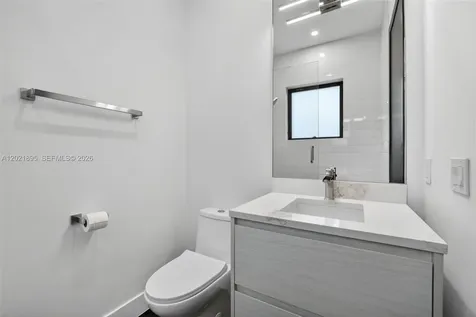 2751 NE 22nd Court Pompano Beach FL 33062