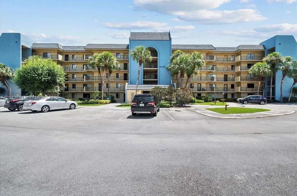 2786 Tennis Club Drive West Palm Beach FL 33417