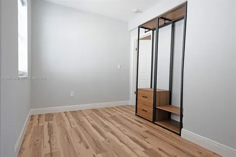 2383 Flamingo Drive Miami Beach FL 33140