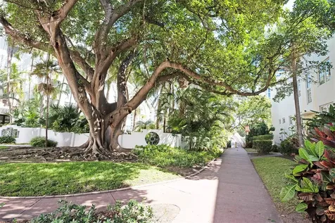 2383 Flamingo Drive Miami Beach FL 33140