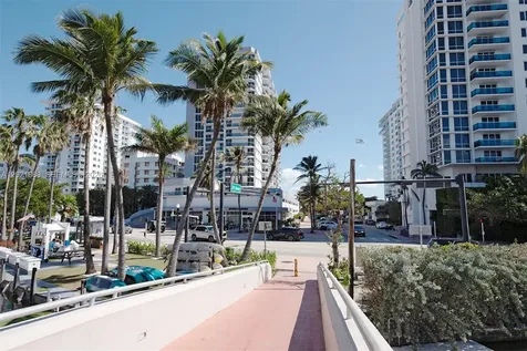 2383 Flamingo Drive Miami Beach FL 33140