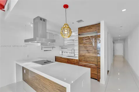 1100 Biscayne Boulevard Miami FL 33132