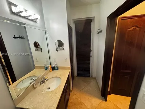 11530 NW 82nd Terrace Doral FL 33178