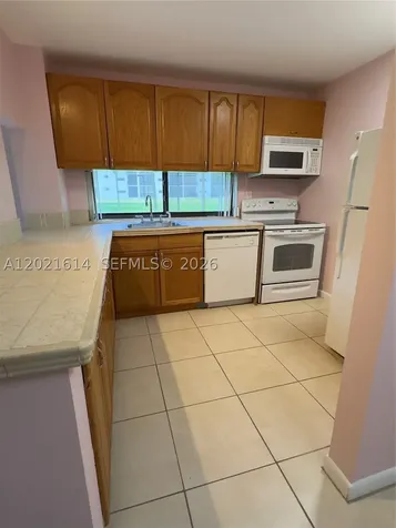 17011 N Bay Road Sunny Isles Beach FL 33160
