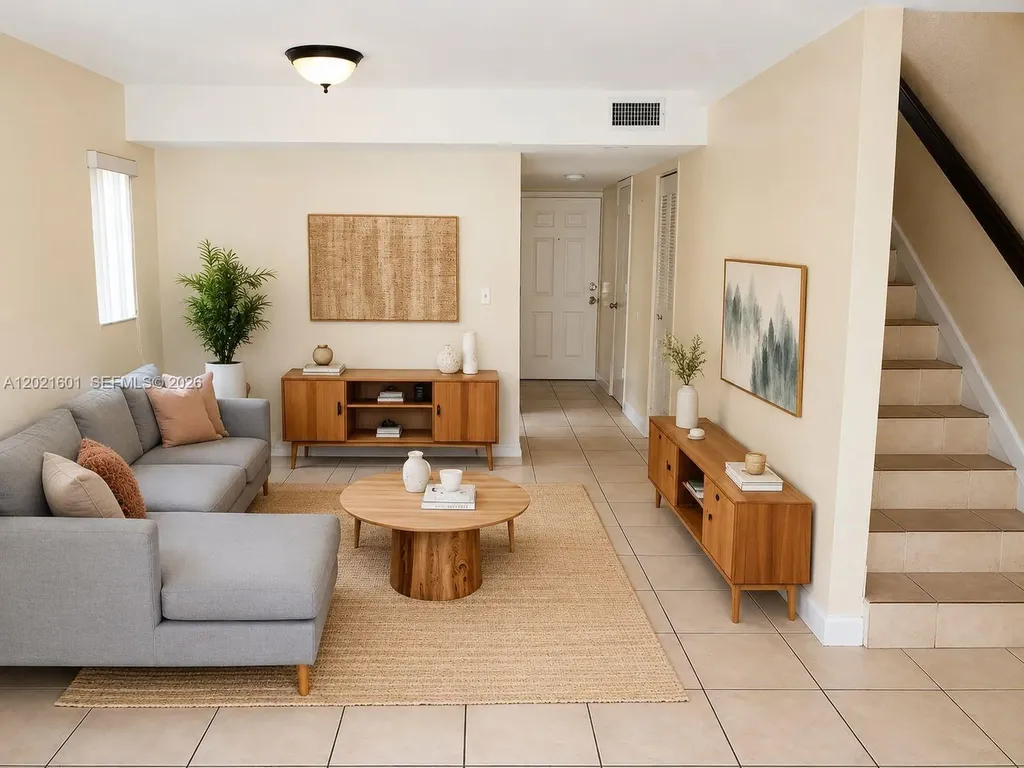 8650 SW 109th Avenue Miami FL 33173