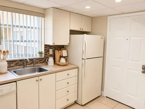 8650 SW 109th Avenue Miami FL 33173