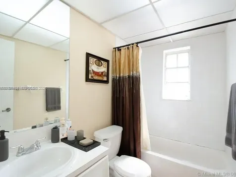 8650 SW 109th Avenue Miami FL 33173