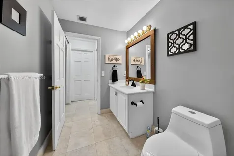 8204 SW 171st Street Palmetto Bay FL 33157