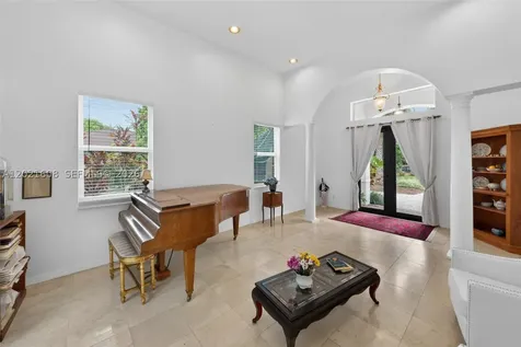 8204 SW 171st Street Palmetto Bay FL 33157