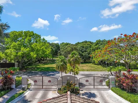 8204 SW 171st Street Palmetto Bay FL 33157