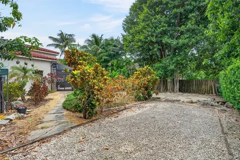 8204 SW 171st Street Palmetto Bay FL 33157