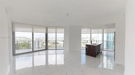 488 NE 18th Street Miami FL 33132