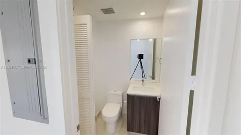 488 NE 18th Street Miami FL 33132