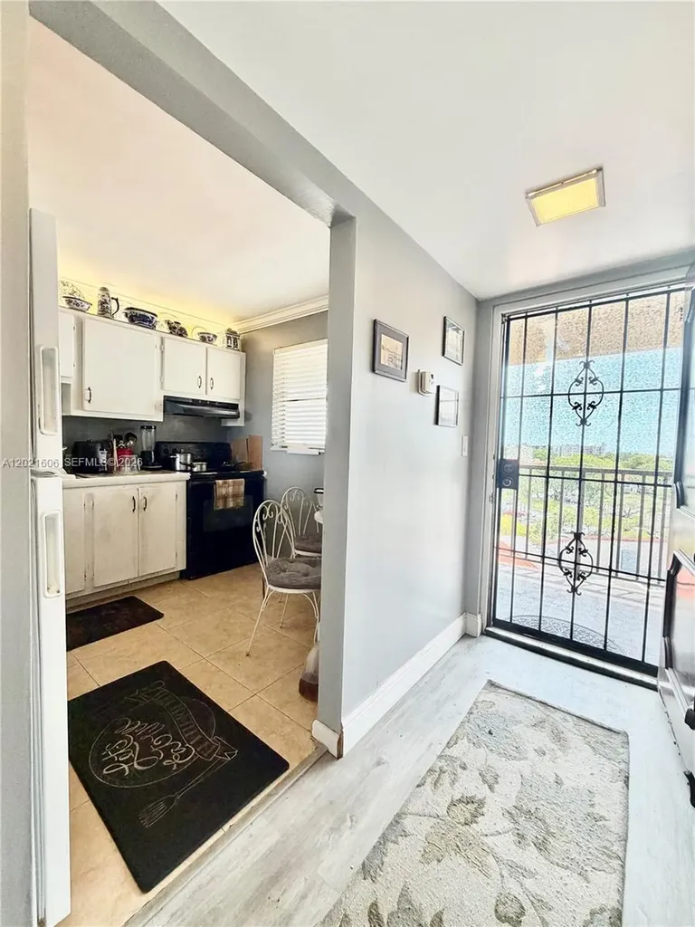 2322 S Cypress Bend Drive Pompano Beach FL 33069