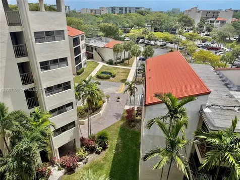 2322 S Cypress Bend Drive Pompano Beach FL 33069