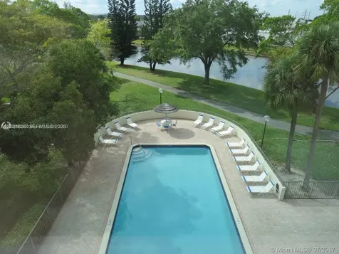 2322 S Cypress Bend Drive Pompano Beach FL 33069