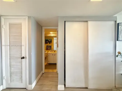 2322 S Cypress Bend Drive Pompano Beach FL 33069