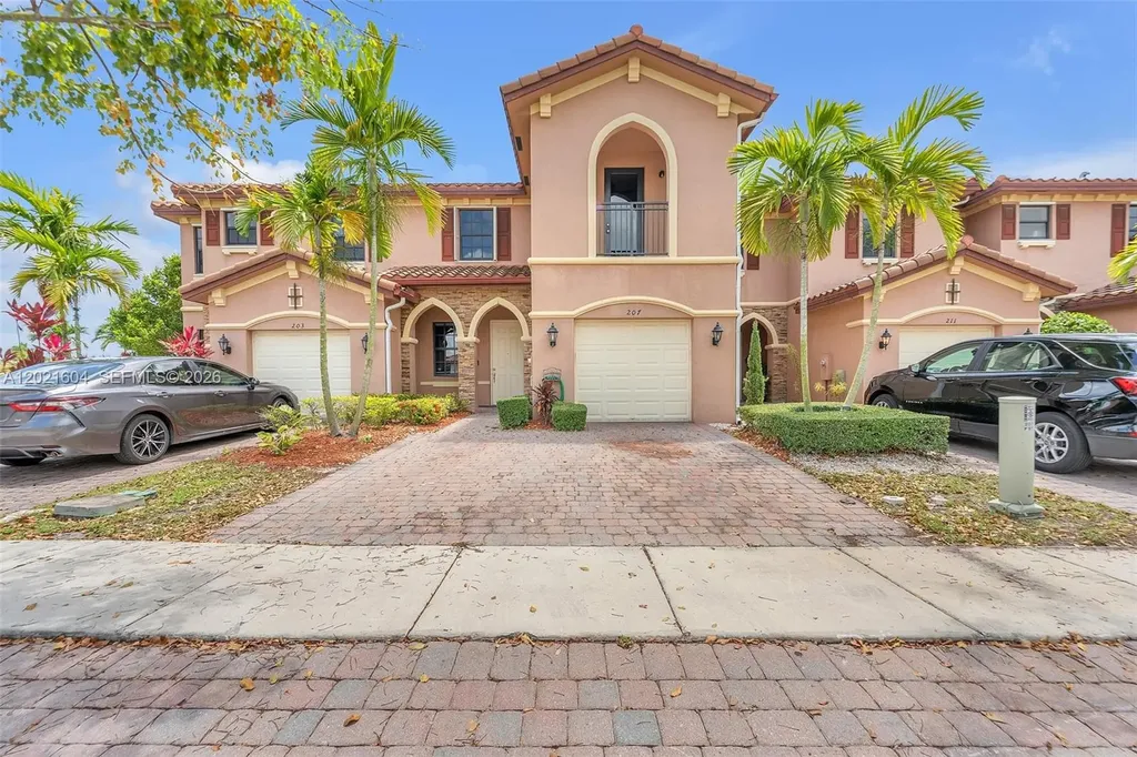 207 SE 37th Place Homestead FL 33033