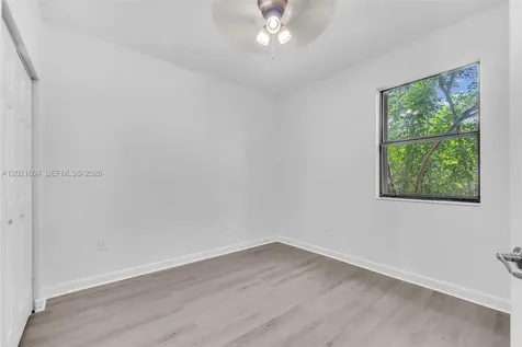 207 SE 37th Place Homestead FL 33033