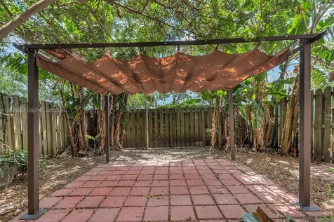 207 SE 37th Place Homestead FL 33033