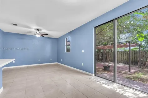 207 SE 37th Place Homestead FL 33033
