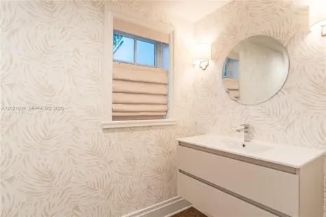 1257 Mariola Court Coral Gables FL 33134
