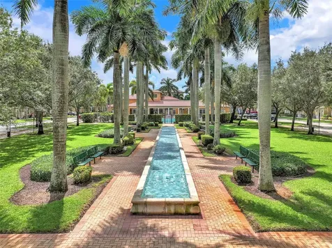 14634 SW 5th Street Pembroke Pines FL 33027
