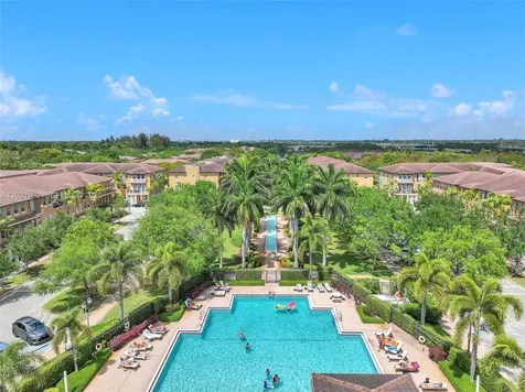 14634 SW 5th Street Pembroke Pines FL 33027