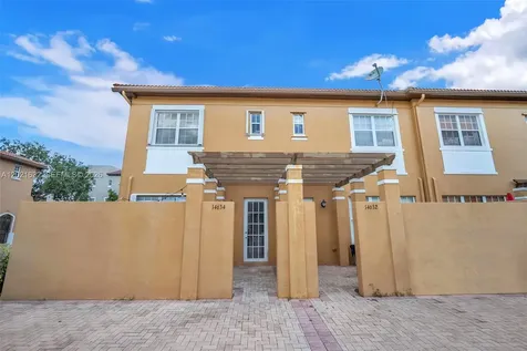 14634 SW 5th Street Pembroke Pines FL 33027