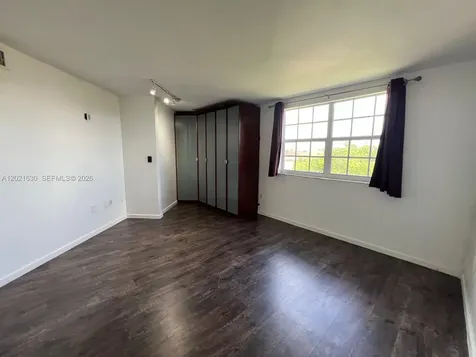 9715 Fontainebleau Boulevard Miami FL 33172