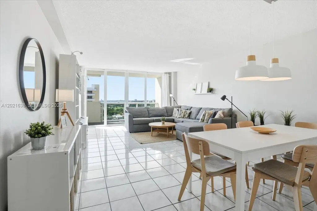 5601 Collins Avenue Miami Beach FL 33140