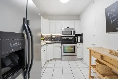 5601 Collins Avenue Miami Beach FL 33140
