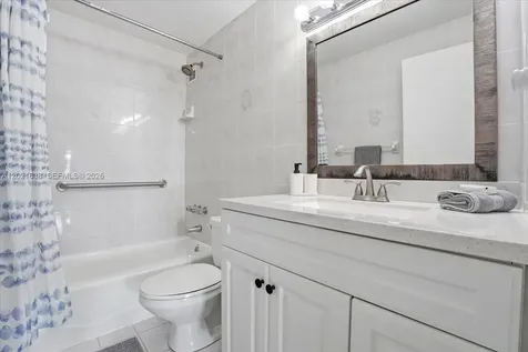 5601 Collins Avenue Miami Beach FL 33140