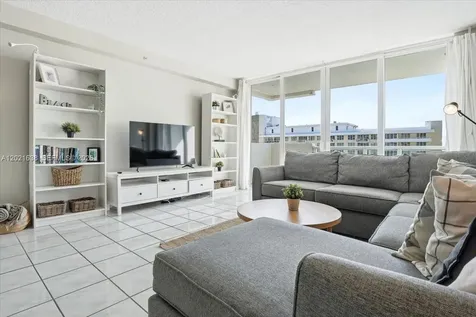 5601 Collins Avenue Miami Beach FL 33140