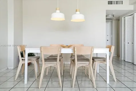 5601 Collins Avenue Miami Beach FL 33140