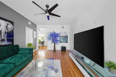 408 W 25th Street Miami Beach FL 33140