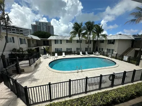 8617 SW 68th Court Pinecrest FL 33156