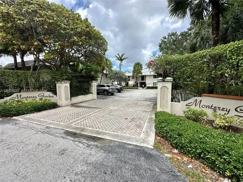 8617 SW 68th Court Pinecrest FL 33156