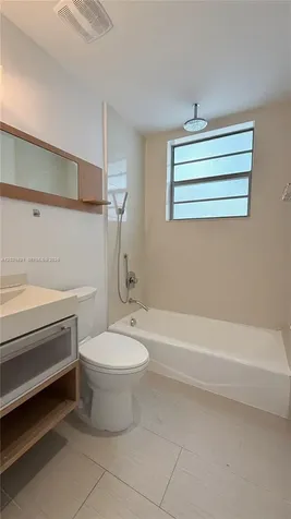 2021 Meridian Avenue Miami Beach FL 33139