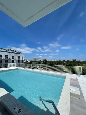2021 Meridian Avenue Miami Beach FL 33139