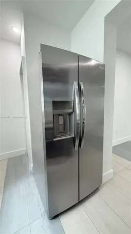 2021 Meridian Avenue Miami Beach FL 33139