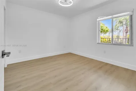 1650 SW 124th Terrace Pembroke Pines FL 33027