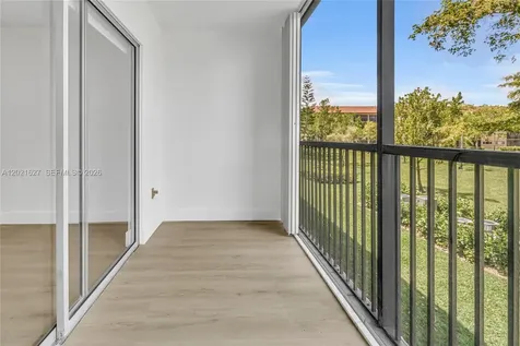 1650 SW 124th Terrace Pembroke Pines FL 33027
