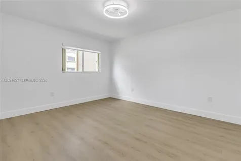 1650 SW 124th Terrace Pembroke Pines FL 33027