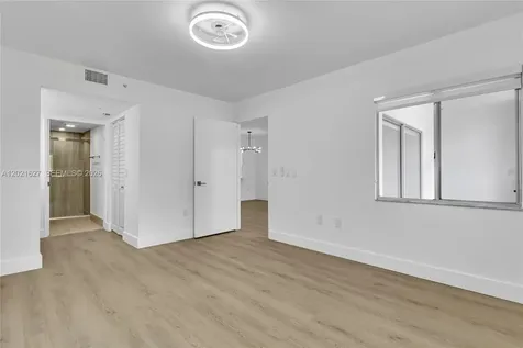 1650 SW 124th Terrace Pembroke Pines FL 33027
