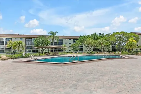 1650 SW 124th Terrace Pembroke Pines FL 33027