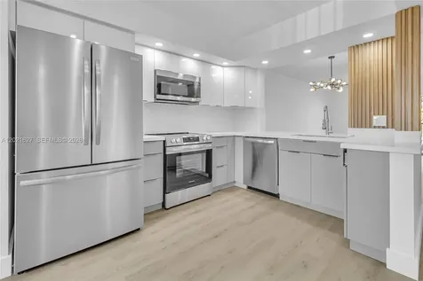1650 SW 124th Terrace Pembroke Pines FL 33027