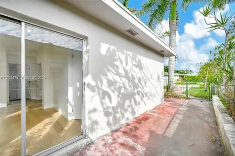 11812 NE 14th Avenue Miami FL 33161