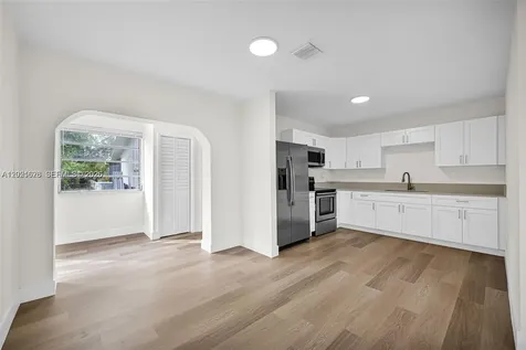 11812 NE 14th Avenue Miami FL 33161