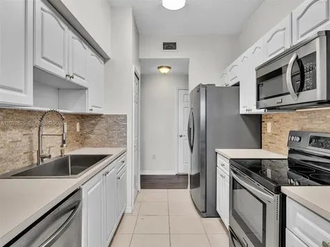 7085 Nova Drive Davie FL 33317